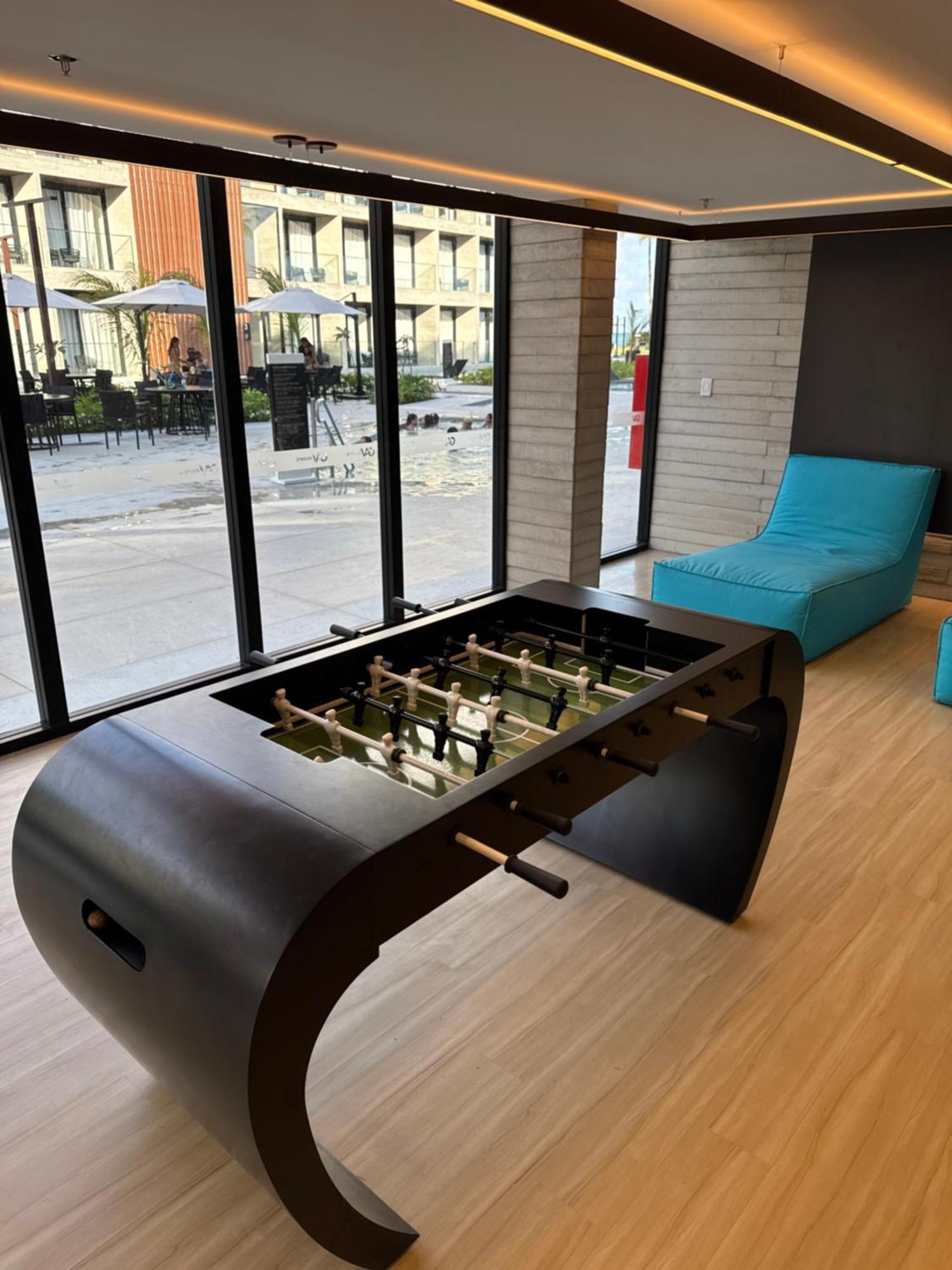 One-Bedroom Deluxe Apartment
